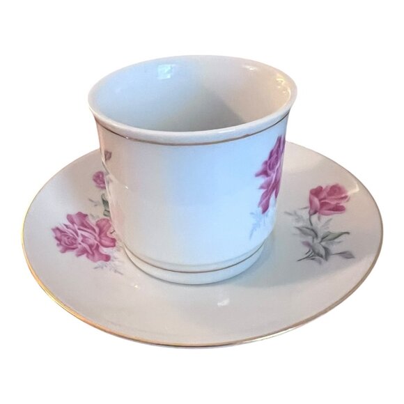 Vintage Porcelain Teacup Demitasse and Saucer Gold Trim Made in Liling China - Picture 2 of 7